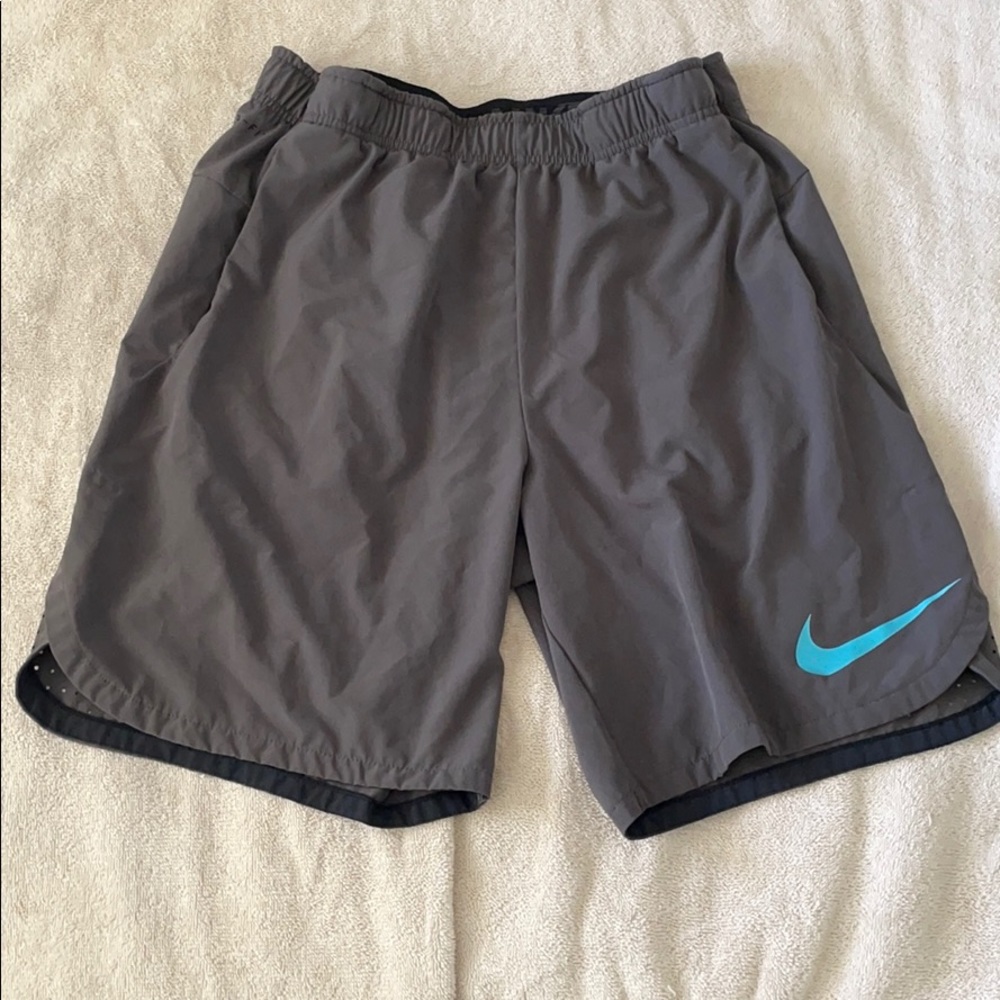 Nike medium Dri-Fit athletic short